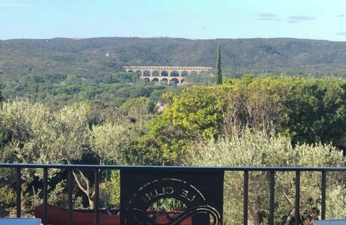 Castillon-du-Gard Villa | Villa de Luxe en Face du Célèbre Pont-du-gard
