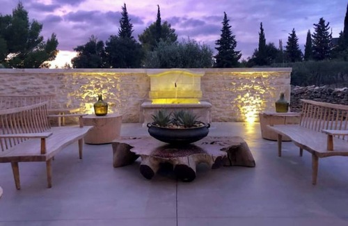 Castillon-du-Gard Villa | Villa de Luxe en Face du Célèbre Pont-du-gard