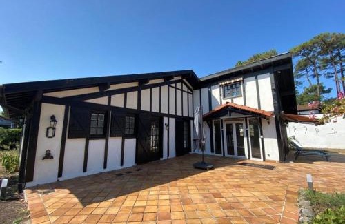 Labenne-Ocean Villa | Villa de rêve avec piscine à 400m de la plage - 8 pers, clim, Wifi, jardin, parking inclus - FR-1-413-227