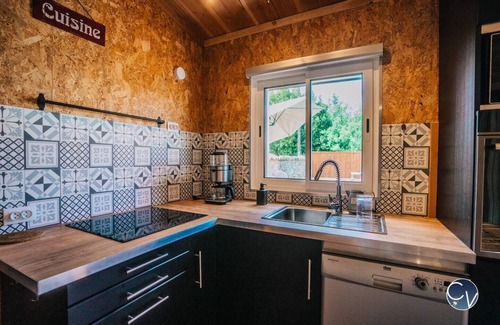 La Bruguiere Villa | Villa de Standing Avec Piscine et Jacuzzi Pour 8 Personnes
