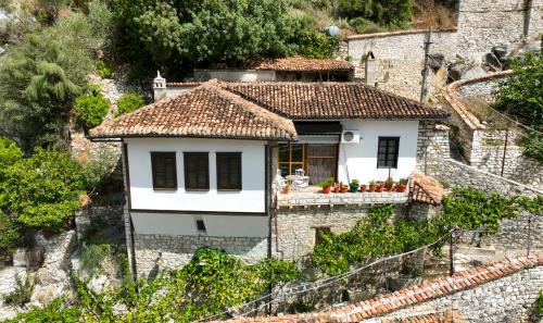 Berat House | Villa Decolli