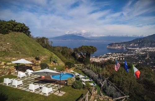 Sant'Agata sui Due Golfi Villa | Villa Dei Golfi , Panorama, Privacy and Quiet