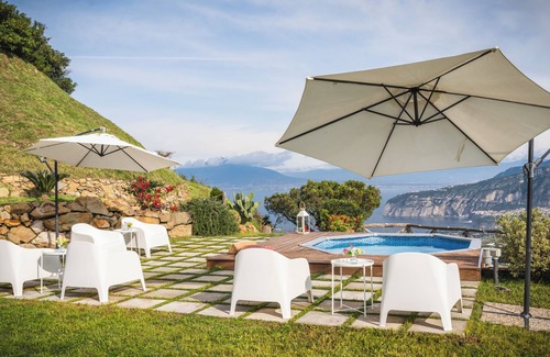 Sant'Agata sui Due Golfi Villa | Villa Dei Golfi , Panorama, Privacy and Quiet