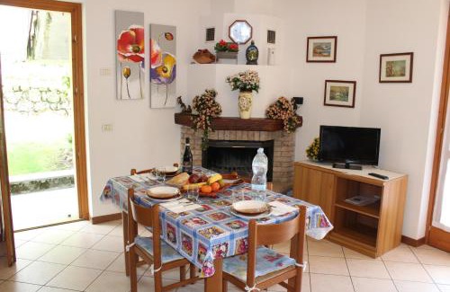 Serina Apartment | Villa dei Pini
