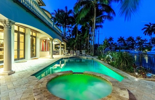 Nurmi Isles House | Villa Deja Blue Ft Lauderdale, Waterfront Luxury home walk to beach Ocean access
