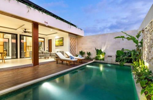 Berawa Villa | Villa Dekata 1 - New! Serene Hideaway surrounded by Rice Fields