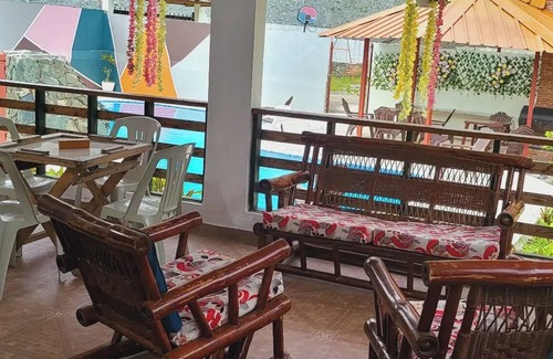 Manabao Villa | Villa Del Cielo, Pool and River.