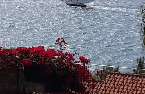Regione Ronchi Apartment | Villa del mare ligure mit shared pool HEATING