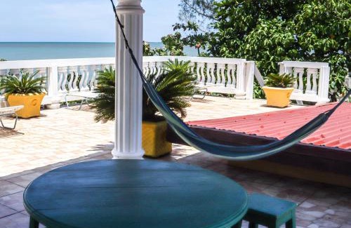 Black River Villa | Villa Del Mar