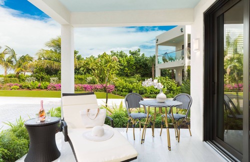Providenciales Villa | Villa DelEvan 4D/1-bedroom villa on the Grace Bay Beach,