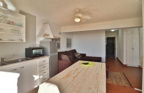 Jeffreys Bay Apartment | Villa Delfini B2 Self Catering Accommodation