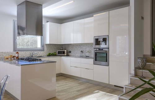 Chiesanuova Villa | Villa Delle Ginestre 9+2, Emma Villas