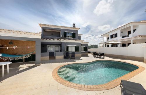Lagos Villa | Villa Delphin