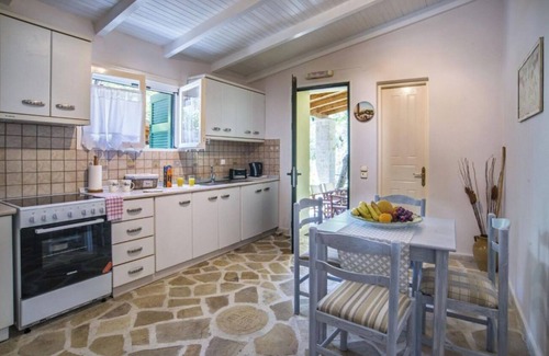 Rantatika Villa | Villa "Dendro" with Private Pool & Wi-Fi