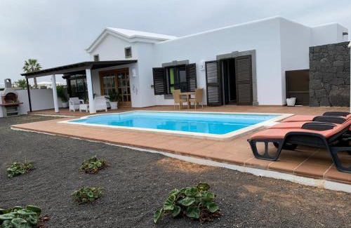 Playa Blanca Villa | Villa Denise