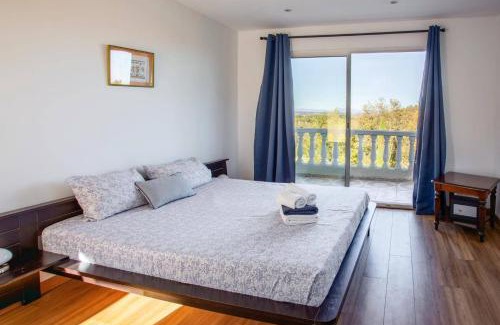Laroque-des-Alberes Villa | Villa des Alberes by Villa Plus
