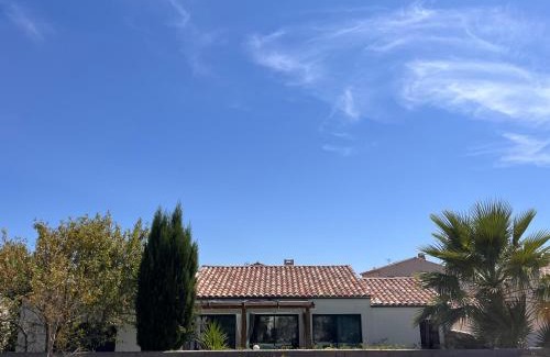 Pinet Bed & Breakfast | Villa Des Romieux