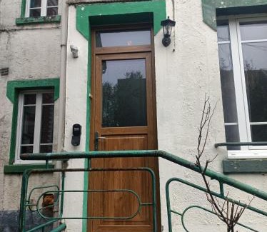 Saint-Charles du Port Apartment | Villa des Roses - Appart T2, 31m2, 1er étage, vue jardin, "Le scandinave"