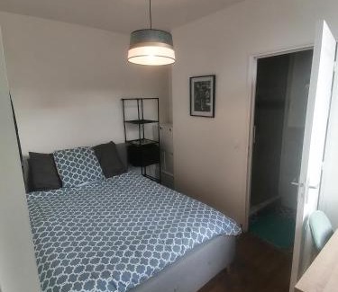 Saint-Charles du Port Apartment | Villa des Roses - Appart T2, 31m2, 1er étage, vue jardin, "Le scandinave"