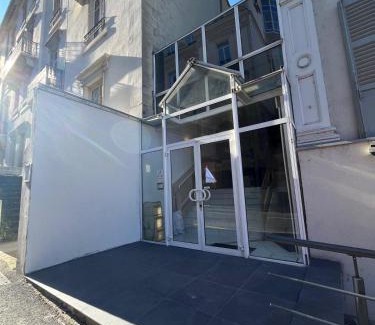 Royat Apartment | Villa des Thermes - T3 RDC