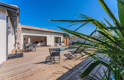 Biganos Villa | Villa Diam - Welkeys