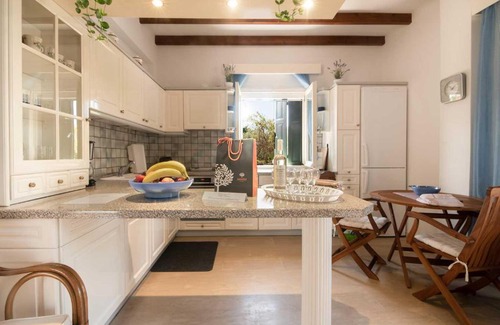 Acharavi House | Villa Diana