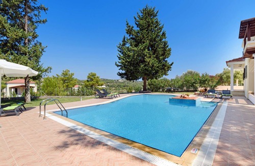 Archangelos Villa | Villa Dimitra Springs by Villa Plus