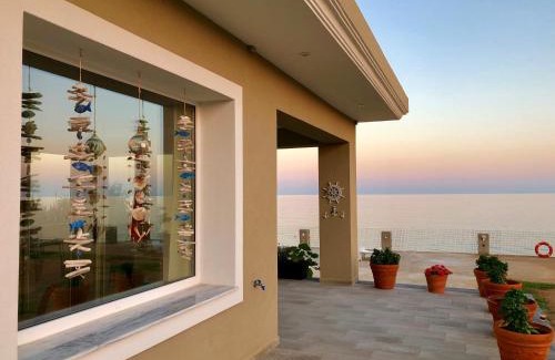 Alexandroupoli Apartment | Villa Dimitri - Beach House