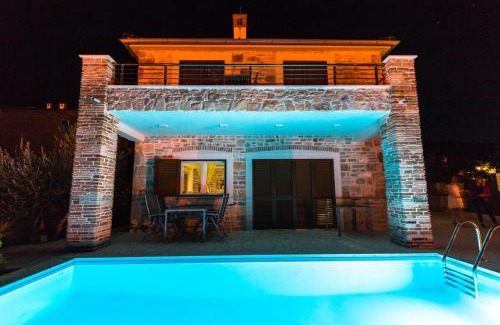 Lukoran Villa | Villa Dino