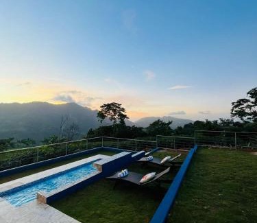 Santiago de los Caballeros Villa | Villa Las Montañas, Pedro García, con Piscina