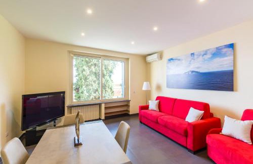 Posillipo Apartment | Villa Dolcevita with parking by Napoliapartments