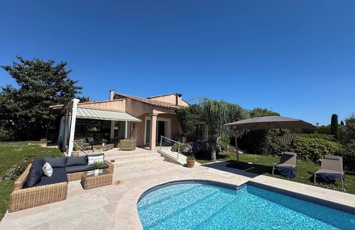 Villeneuve-Loubet Villa | Villa Domaine 4 seasons Valbonne