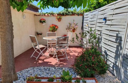 Frontignan Apartment | Villa Dora