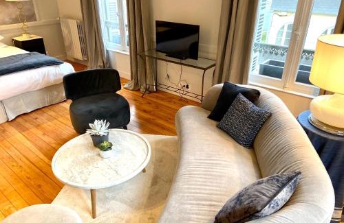 Honfleur Bed & Breakfast | VILLA DU CEDRE Honfleur