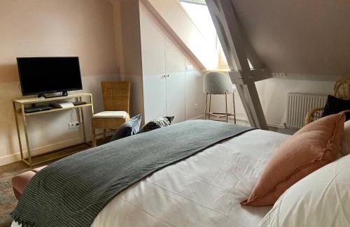 Honfleur Bed & Breakfast | VILLA DU CEDRE Honfleur
