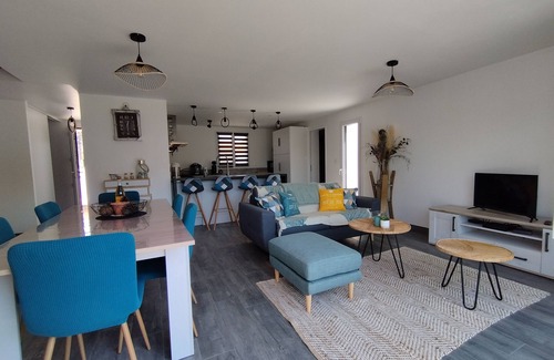 Le Grand-Village-Plage House | Villa du Maine