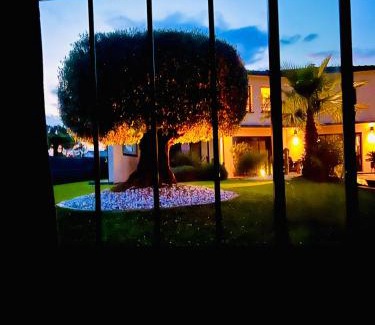 Arsac House | Villa du lac
