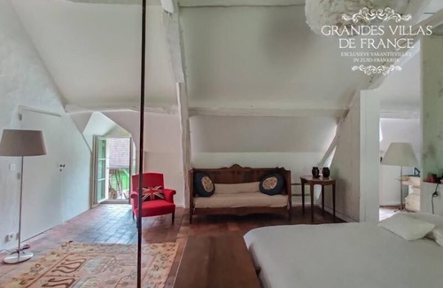 Monthou-sur-Cher Villa | Villa du Meunier Summ