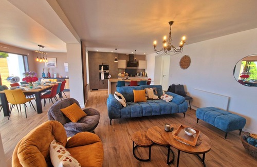 Cleder House | Villa du Port, 8 Personnes, Accès Direct à la Plage, vue Panoramique