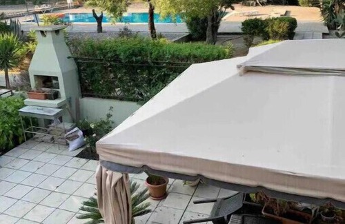 Kyrenia Villa | Villa dublex 3+1,pool,tenis &basketbal,200m to sea &beach,3minute to city center
