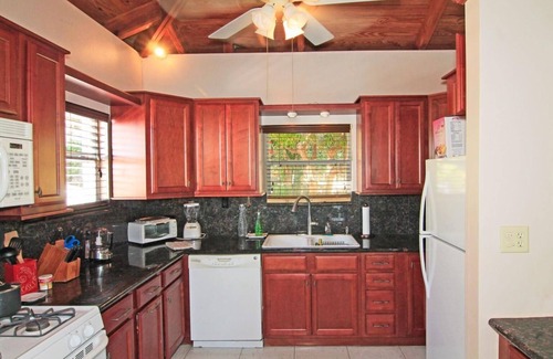 Estate Peterborg Villa | Villa Eau Claire - Magens Bay Affordable Beachfront Villa