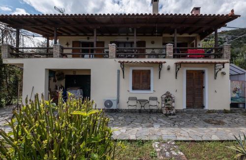 Vassilias Villa | Villa Eirini with sea view
