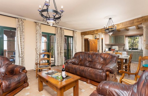 Frigiliana Villa | Villa El Pedregal - Three Bedroom Villa, Sleeps 6