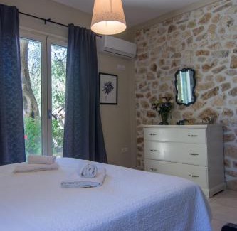 Ieromonachos Apartment | Villa Elaia Suites & Apartments No.5