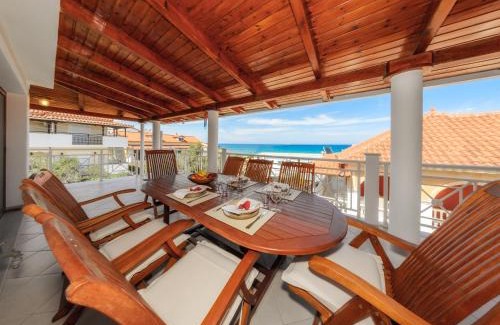 Alikanas Villa | Villa Eleni- Second Floor Maisonette