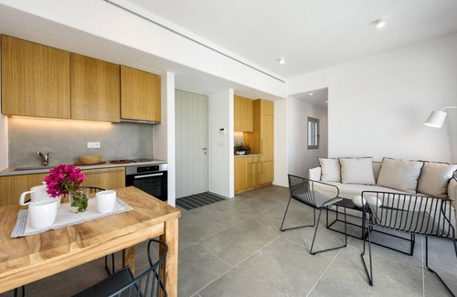 Paros Villa | Villa Elia, superb 5-bedroom house with sea views