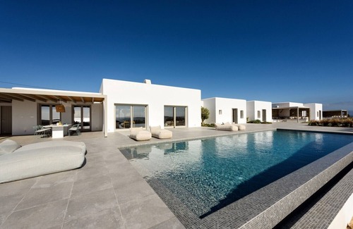 Paros Villa | Villa Elia, superb 5-bedroom house with sea views