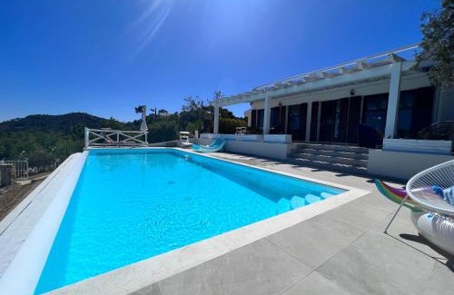 Eden Rock Villa | Villa Elicis
