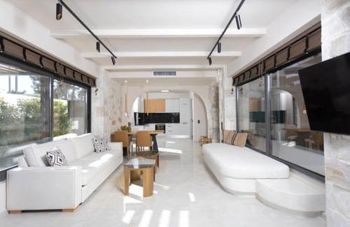 Haniotis Villa | Villa Elios - 100m to beach, Private Pool