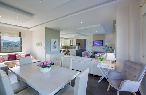 Agia Villa | Villa Elisabeth View luxurious with POOL & BBQ !